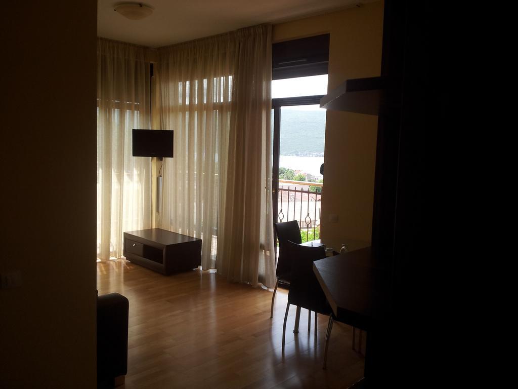 Apartments Ploski Χέρτσεγκ Νόβι Εξωτερικό φωτογραφία