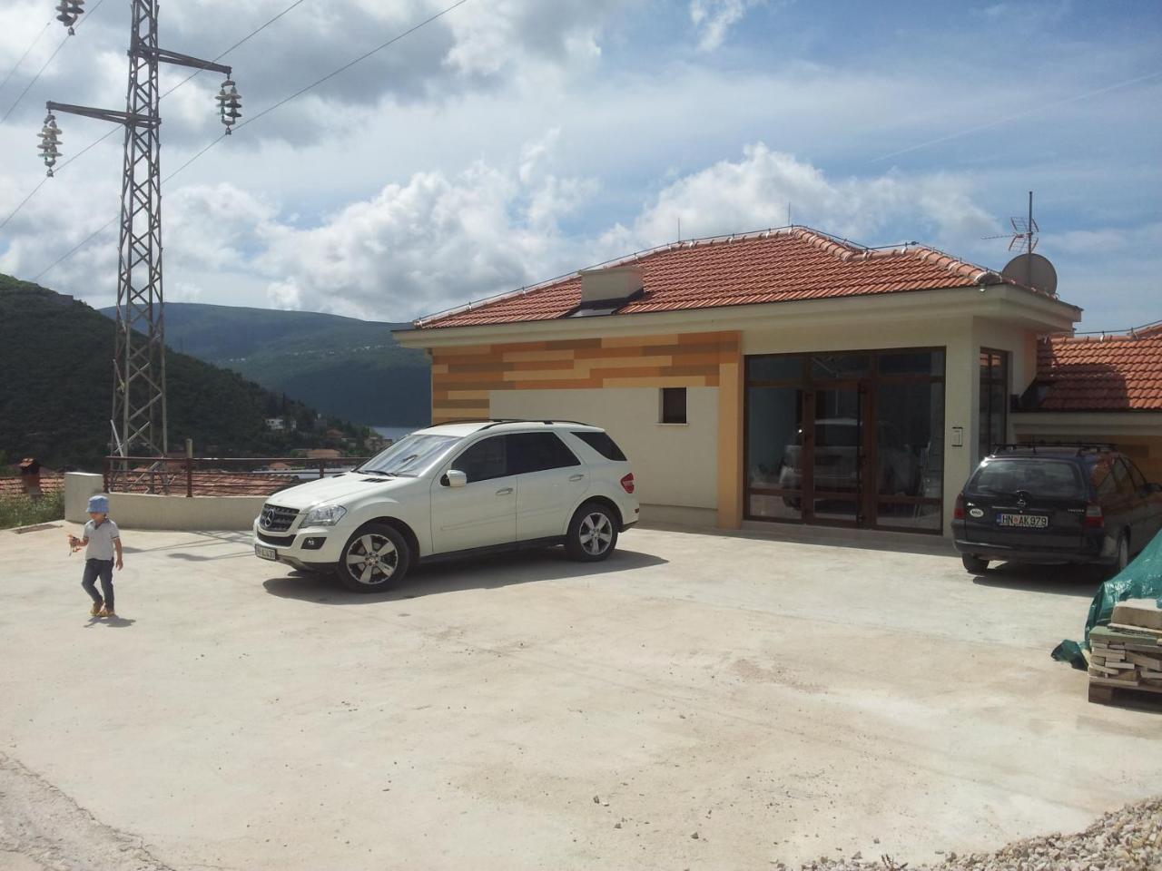 Apartments Ploski Χέρτσεγκ Νόβι Εξωτερικό φωτογραφία